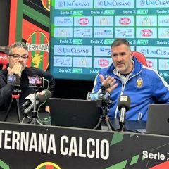 Verso Ternana-Bari: «Meno ‘tacchi e punta’ e più concretezza»