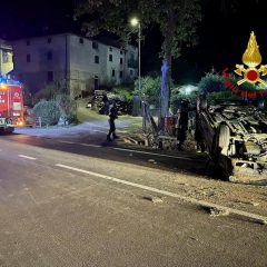 Incidente autonomo a Città di Castello: un’auto si è ribaltata