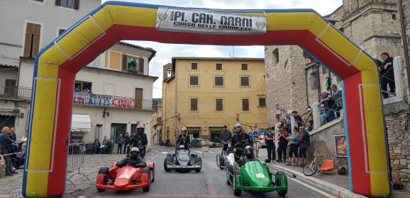 Narni, domenica c’è ‘La corsa delle carrette’