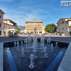 Terni: villaggio Babbo Natale e d’amore in piazza Europa da 100 mila euro. C’è l’ok