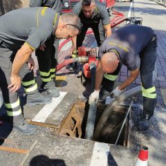 Orvieto, perdita d’acqua in via Roma: scatta l’intervento