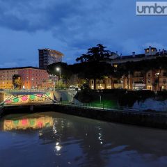 Terni, dispersioni ceneri mortuarie nel fiume: ok per la prua di ponte Carrara