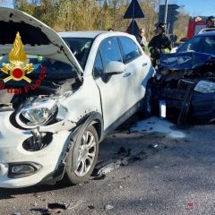 Incidente a Collestrada: tre auto coinvolte