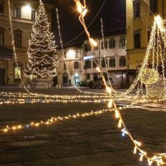 Durano meno di una settimana le luminarie di Natale a Città di Castello