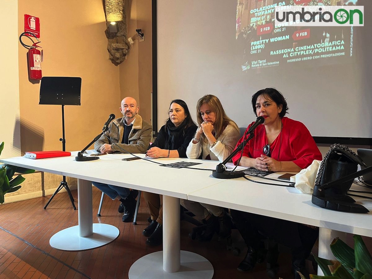 Terni, Natale in piazza Clai e con i vecchi classici del cinema