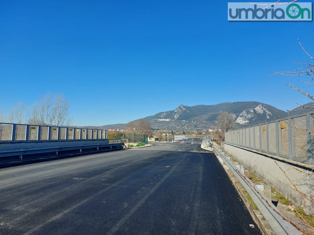 Terni, cavalcavia Gabelletta-Maratta: prova di carico