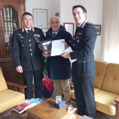 Todi, compie 90 anni e dona i suoi regali agli orfani dell’Arma dei carabinieri