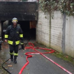 Terni, Villa Palma: incendio in garage. Problemi anche per un’abitazione