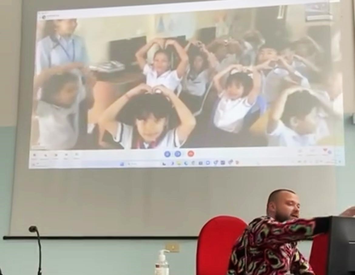 Terni, gli studenti del ‘Donatelli’ docenti per i bimbi cambogiani