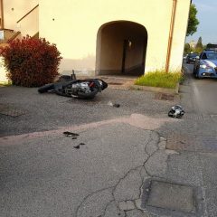 Ancora un incidente in via Narni: scooterista finisce in ospedale