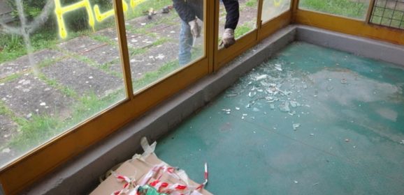 Terni: vandali nell’ex asilo di Villaggio Matteotti – Foto