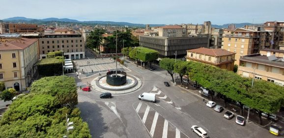 Terni, piazza Tacito: si rimette mano ai lecci, ordinanza per l’Afor