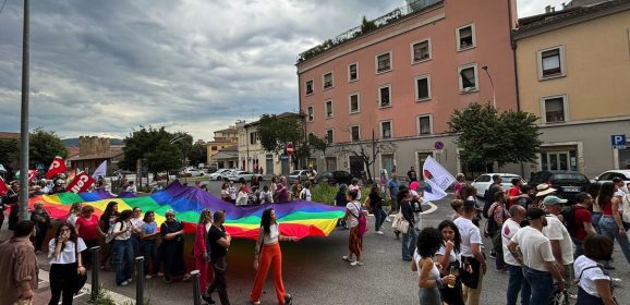 Terni si colora con il Pride transfemminista – Fotogallery