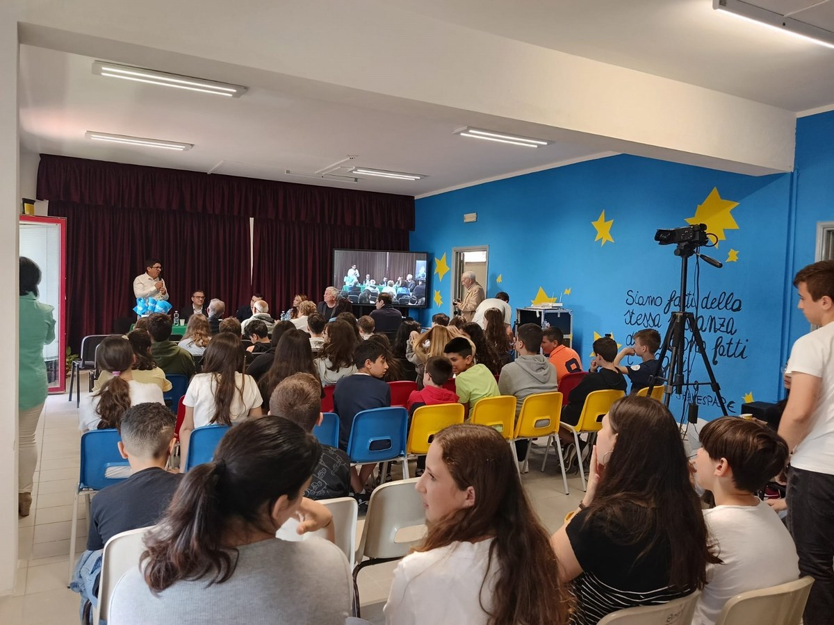 Todi: inaugurata l’aula-teatro della scuola ‘Cocchi-Aosta’