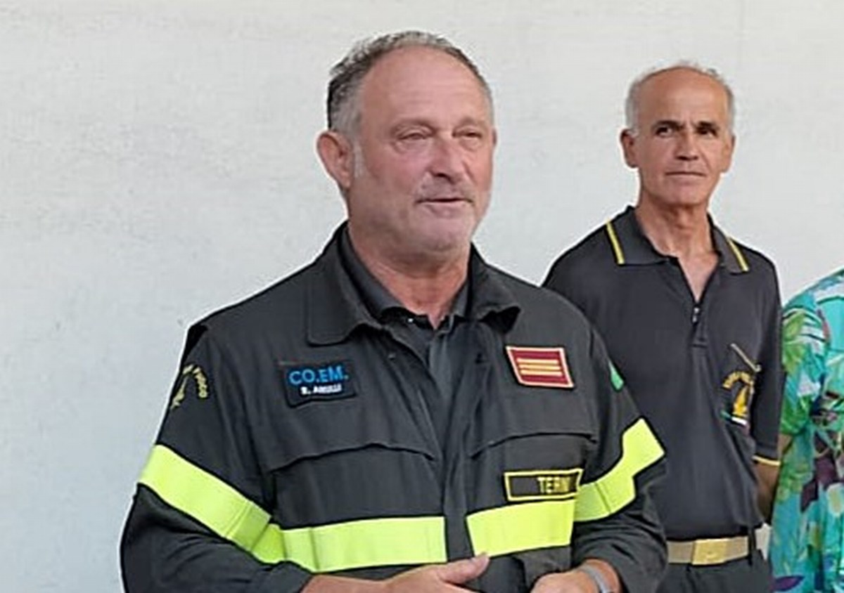 Vigili del fuoco Terni: Roberto Anulli ai saluti