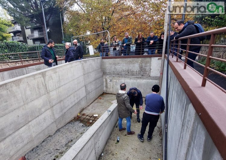 Orsini e Falcetti in misurazione