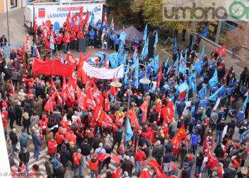 Manifestazione a Terni per lo sciopero generale – Le foto di Mirimao