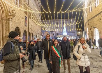 L’accensione delle luminarie di Natale a Perugia – Foto