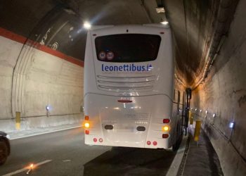 Rato: pullman di fedeli bloccato nella galleria di San Pellegrino