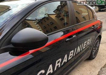 Terni: precipita da un palazzo e muore