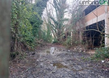 Terni, via Turati/San Valentino: 1.400 mq commerciali e 300 mq per ristoro, parte il tentativo