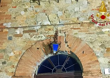 Fabro: fessurazioni su un edificio del centro. Scatta evacuazione