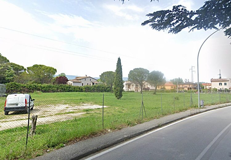 L'area dove sorgerà il McDonald's a Spoleto