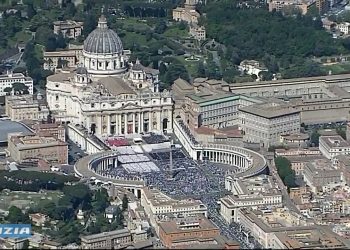 Papa Francesco: le immagini aeree dei funerali – Gallery