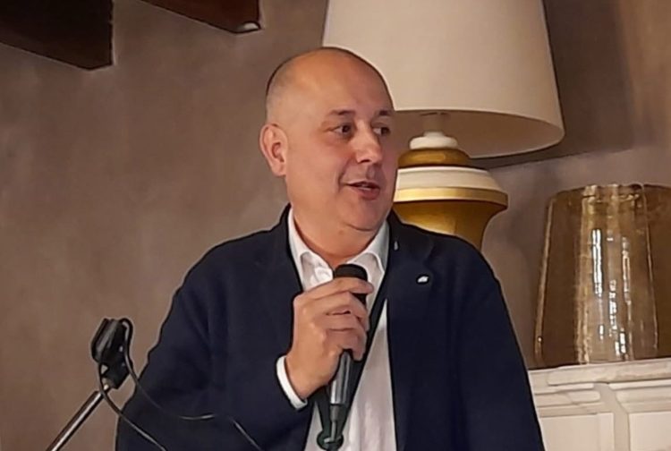 Simone Liti