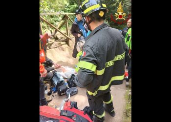 Malore alla Cascata delle Marmore: turista soccorsa da vigili del fuoco e sanitari