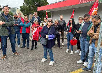 Terni: delegato sindacale licenziato. «In 15 anni mai un problema poi tre lettere in un mese e mezzo»