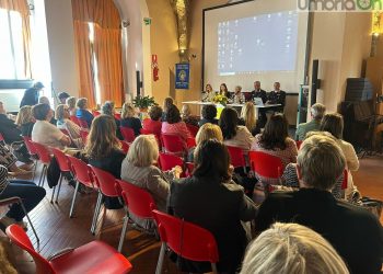 Le insidie della Rete per i minori sotto la lente del Soroptimist Club di Terni