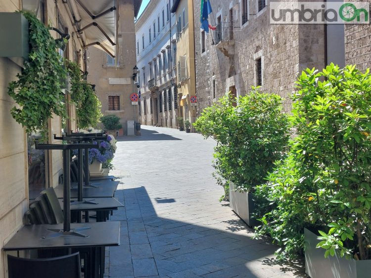 Suolo pubblico in via Cavour