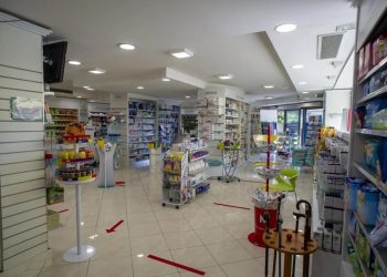 Si sente male: salvato dalle farmaciste
