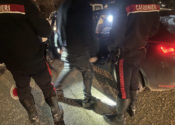 Entra di notte al circolo del tennis e ruba oltre 500 euro di alcol e cibo: arrestato