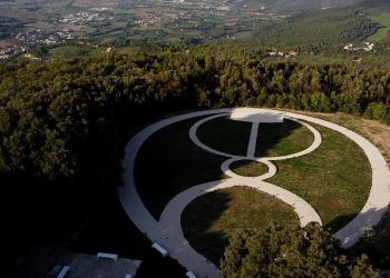 A Monteluco c’è il nuovo teatro all’aperto: inaugurazione sabato 21 giugno