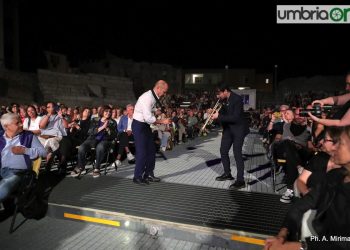 Fondazione Carit-Visioninmusica: a segno il concerto all’Anfiteatro Romano – Foto Mirimao