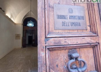 Terni, 401 euro di sanzione da Usl a medico per spesa farmaci. Lei chiede i documenti: tutti al Tar