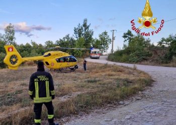 Gubbio: 90enne si ribalta con un trattore. Elitrasportato in ‘codice rosso’ a Perugia