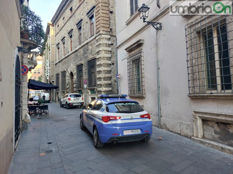 Una Volante in via Cavour
