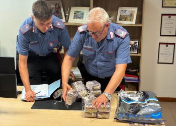 Gualdo Tadino, sette chili di hashish nell’auto: 20enne finisce in carcere