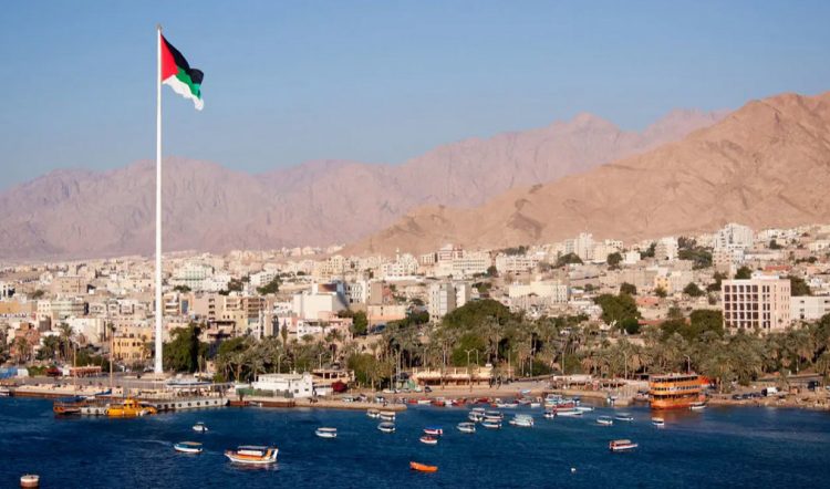 Aqaba (© Sisterscom.com/ Shutterstock, aviontourism)