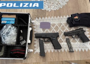 Beve e spara verso una casa vicina: denunciato per procurato allarme