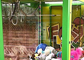 Giochi ‘gru’ per bambini, fuorilegge. Sequestro e multa di 15 mila euro