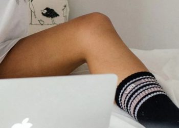 Guadagna su OnlyFans e non paga le tasse. Ma la Finanza se ne accorge