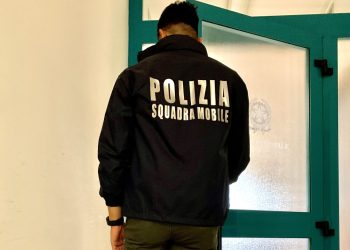 Orafo rapinato, bottino da quasi 3 mila euro: si indaga
