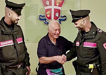 Anziano truffato rischia di perdere 11 mila euro ma i carabinieri lo ‘salvano’. Due arresti