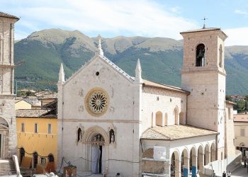 Rinascita dalle macerie. Norcia riabbraccia la basilica di San Benedetto