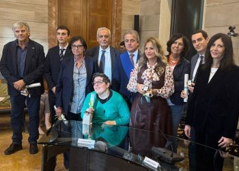 Terni: consegnata l’Ape d’Oro 2025 a chi si è distinto
