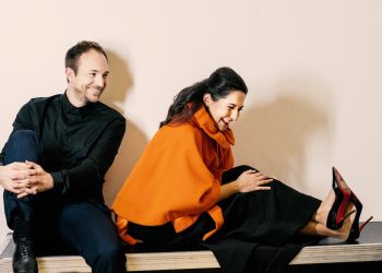 Dialogo a quattro mani: la magia di Schuch ed Ensari per la Filarmonica Umbra